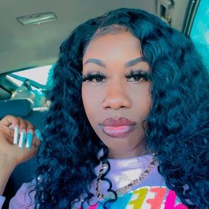 Meet your Posher, Chareea